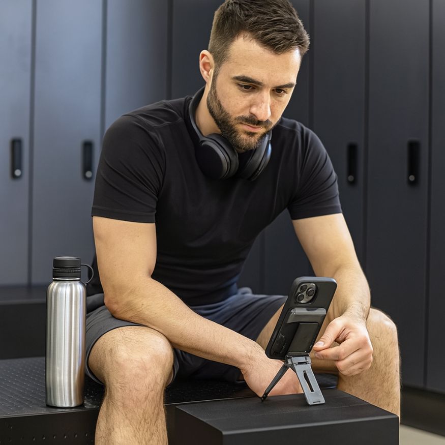 SUPCASE Magnetic Wallet with Stand